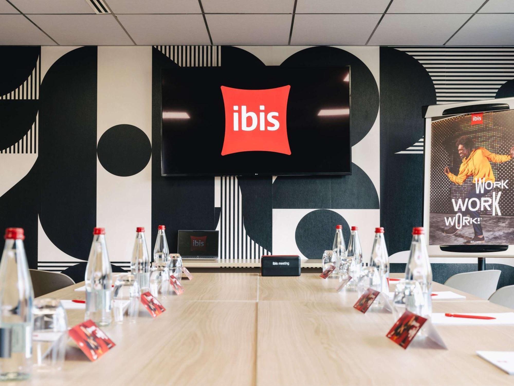 מלון Ibis Rouen Centre Rive Droite Pasteur מראה חיצוני תמונה